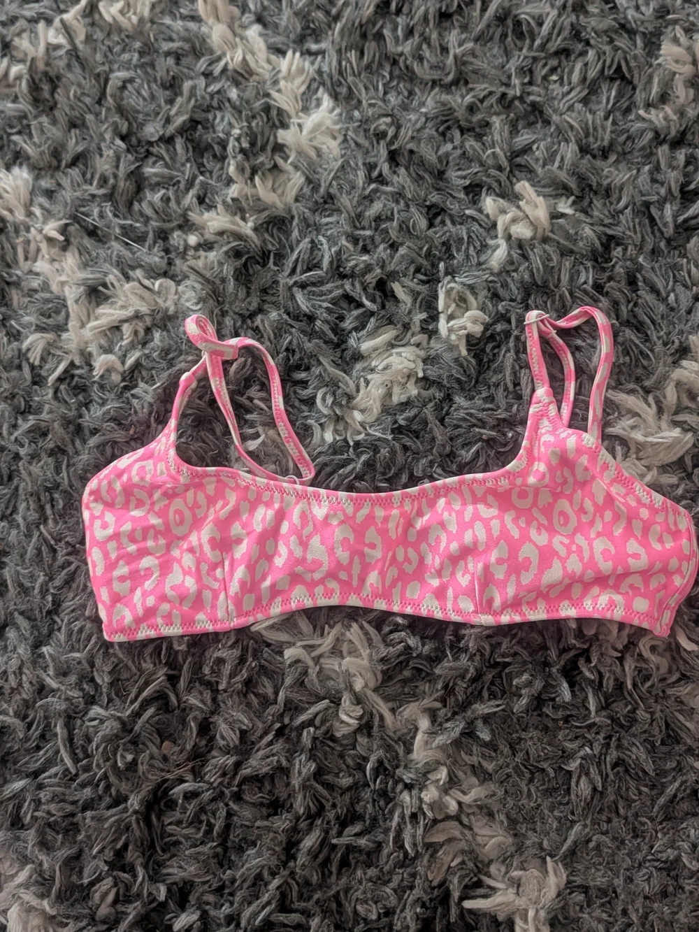 triangl swimwear Pink and White Leopard Print Bikini Top